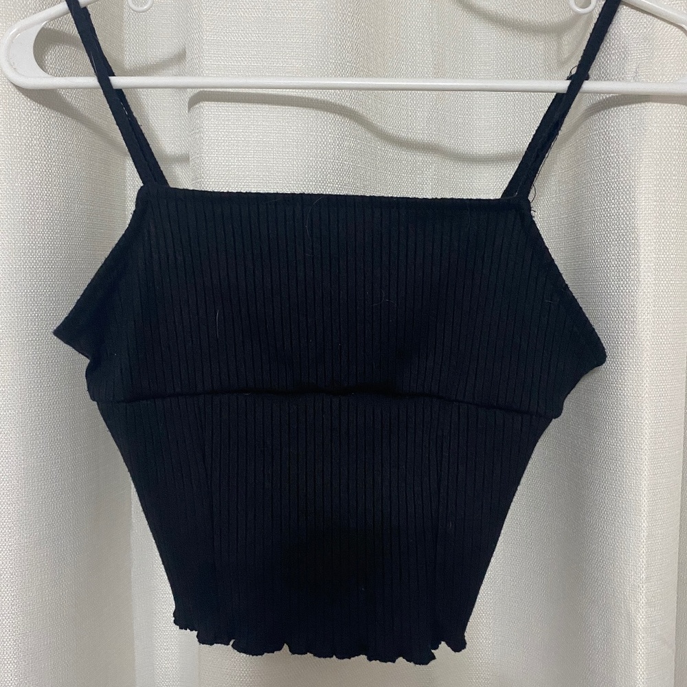 black ribbed crop top